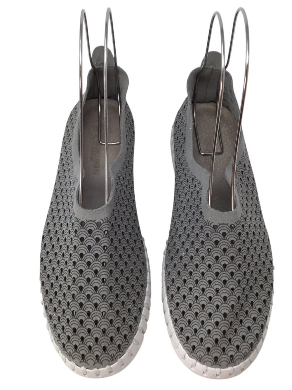 Ilse Jacobsen Tulip Shoes Classic Comfort Perforated Sneaker Size 39 or 8.5-9